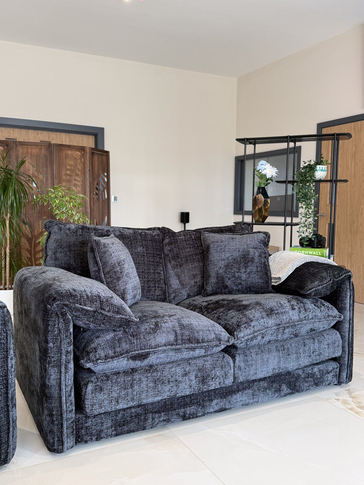 Solaya Black Sofa