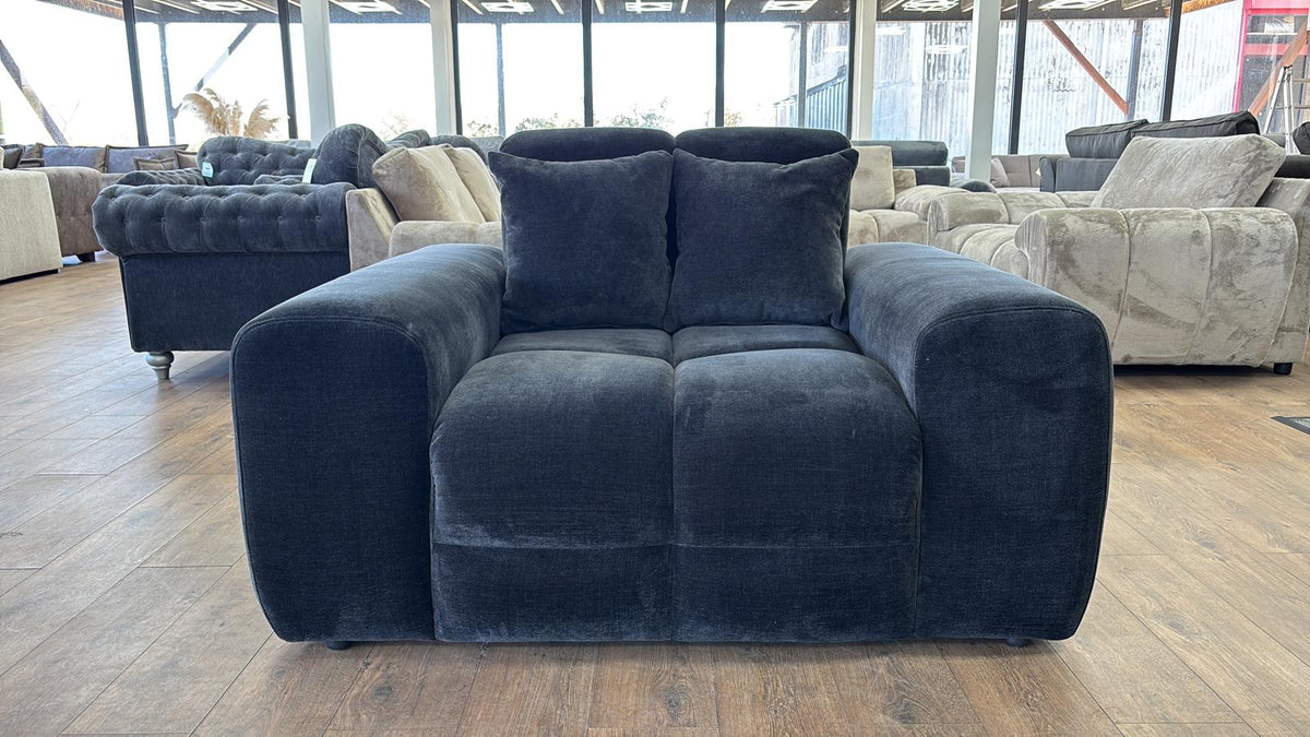 Jacob Sofa Black Armchair Armchair