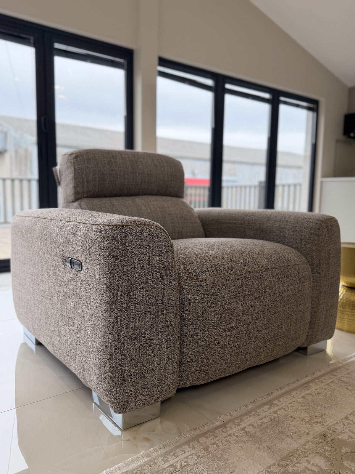 Toronto Electric Recliner Beige Armchair Armchair